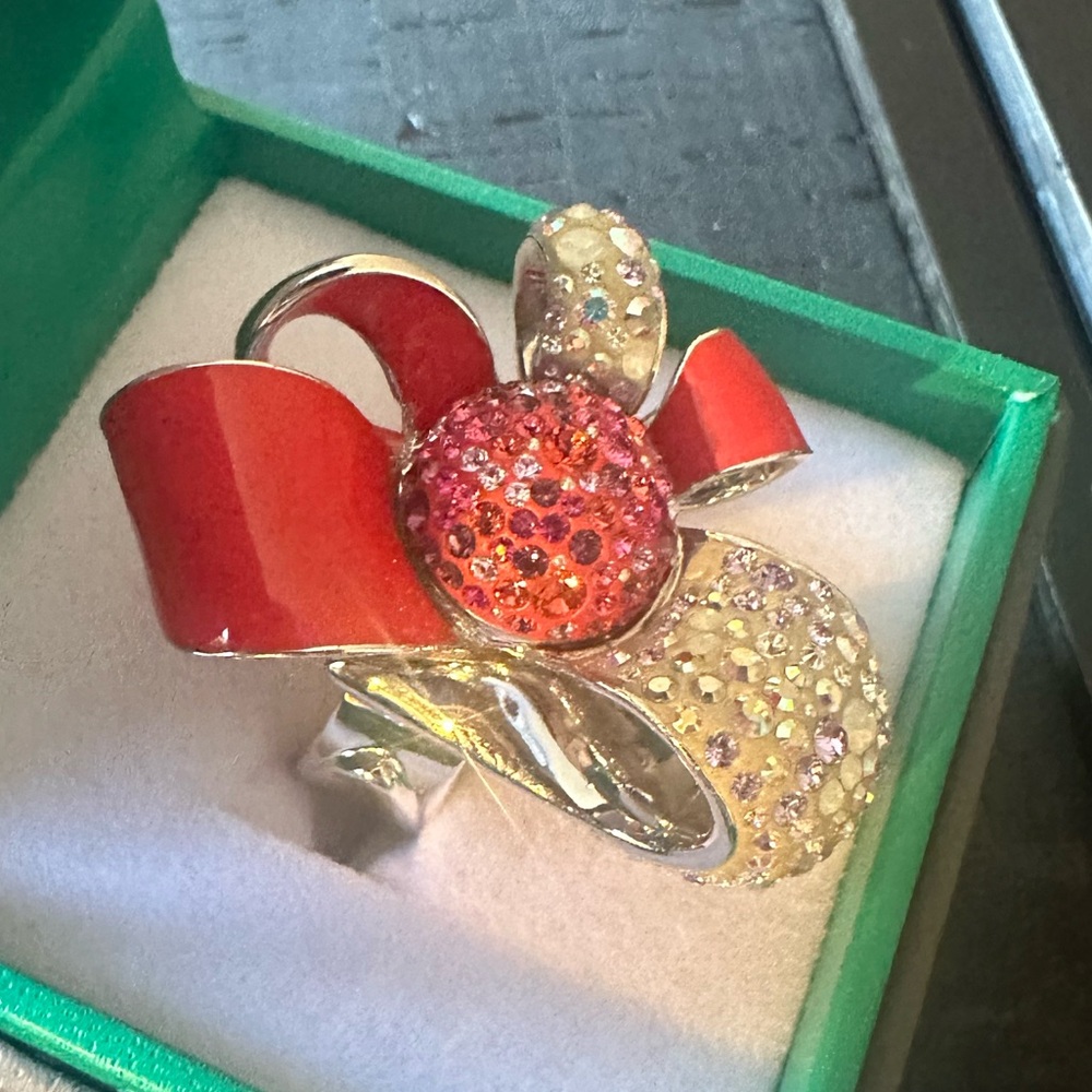 Authentic discontinued Swarovski bow ring , size 55 ( 6-6.5)